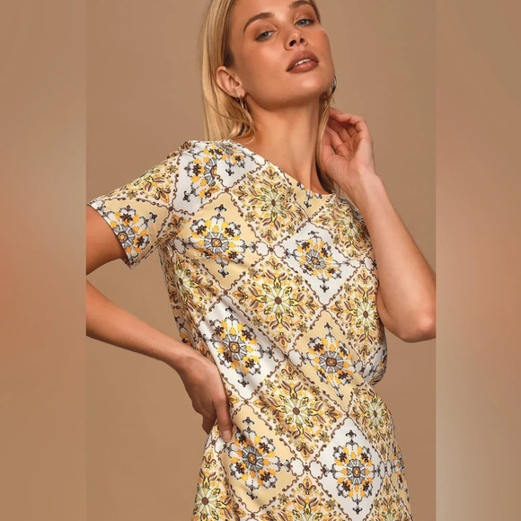 Lulus Dandy Lion Yellow Print Shift Dress - Picture 8 of 8